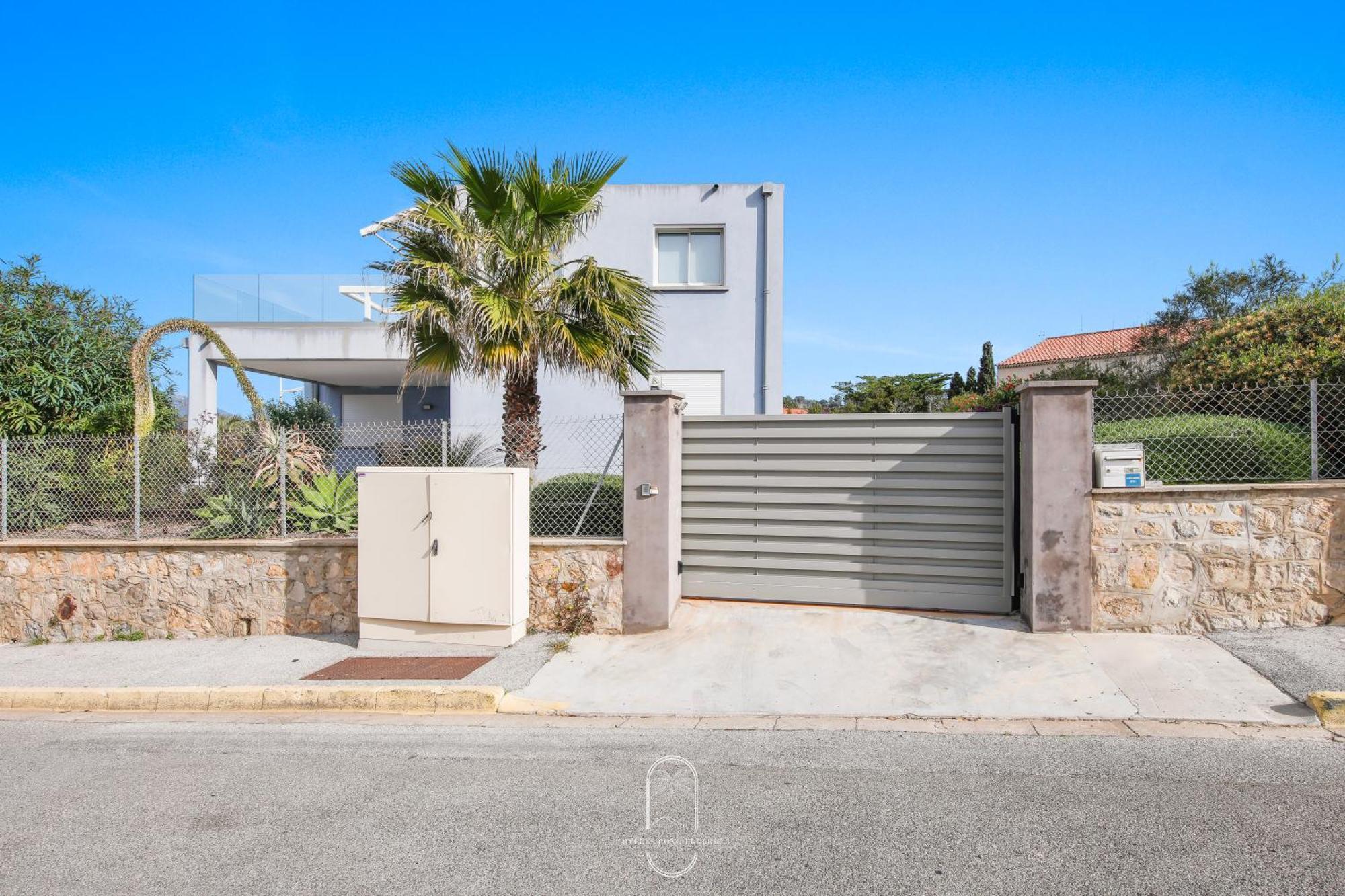לה פרדה Villa Antoine Appartement Rdj Vue Mer Clim Wifi Parking Plage 50M La Garonne מראה חיצוני תמונה